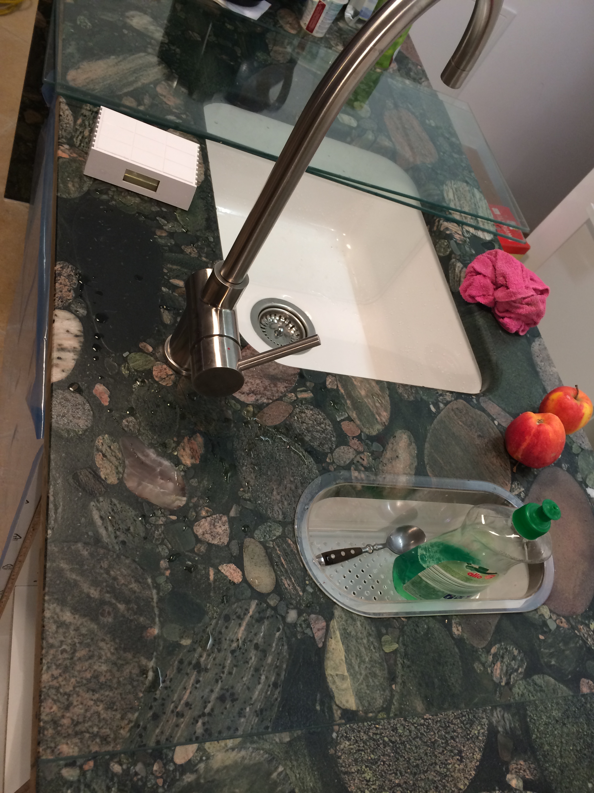 Arbeitsplatte und Küchenplatten aus Granit