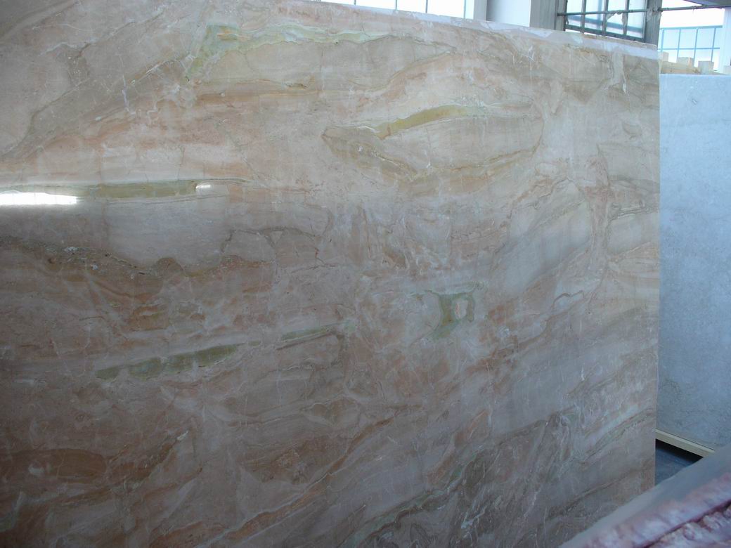 Breccia Oniciata