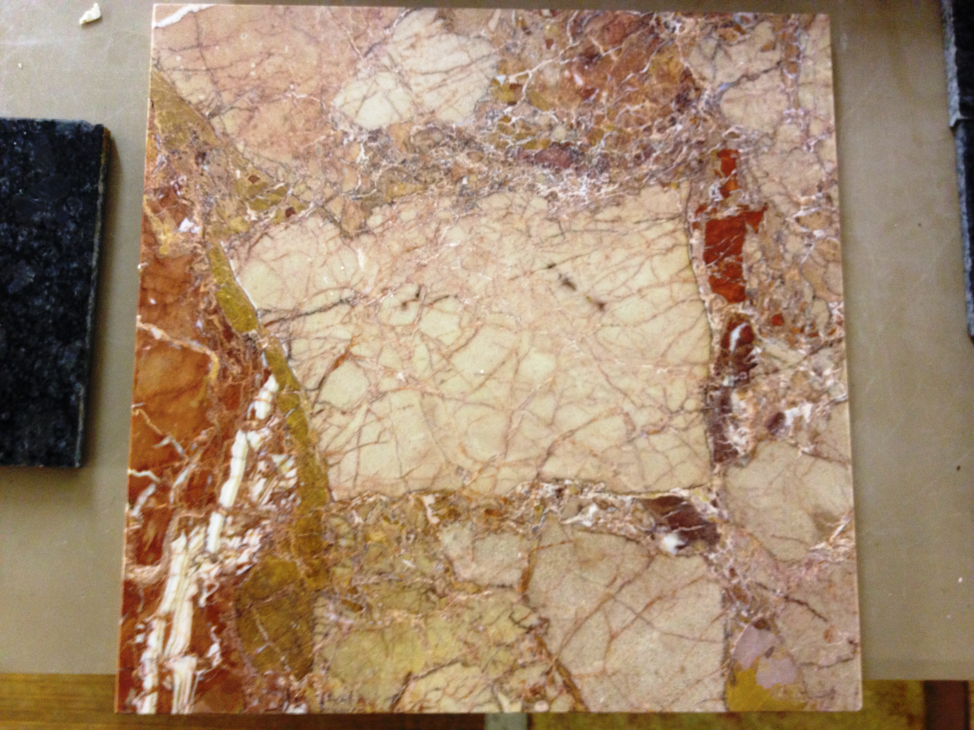 Breccia Pernice