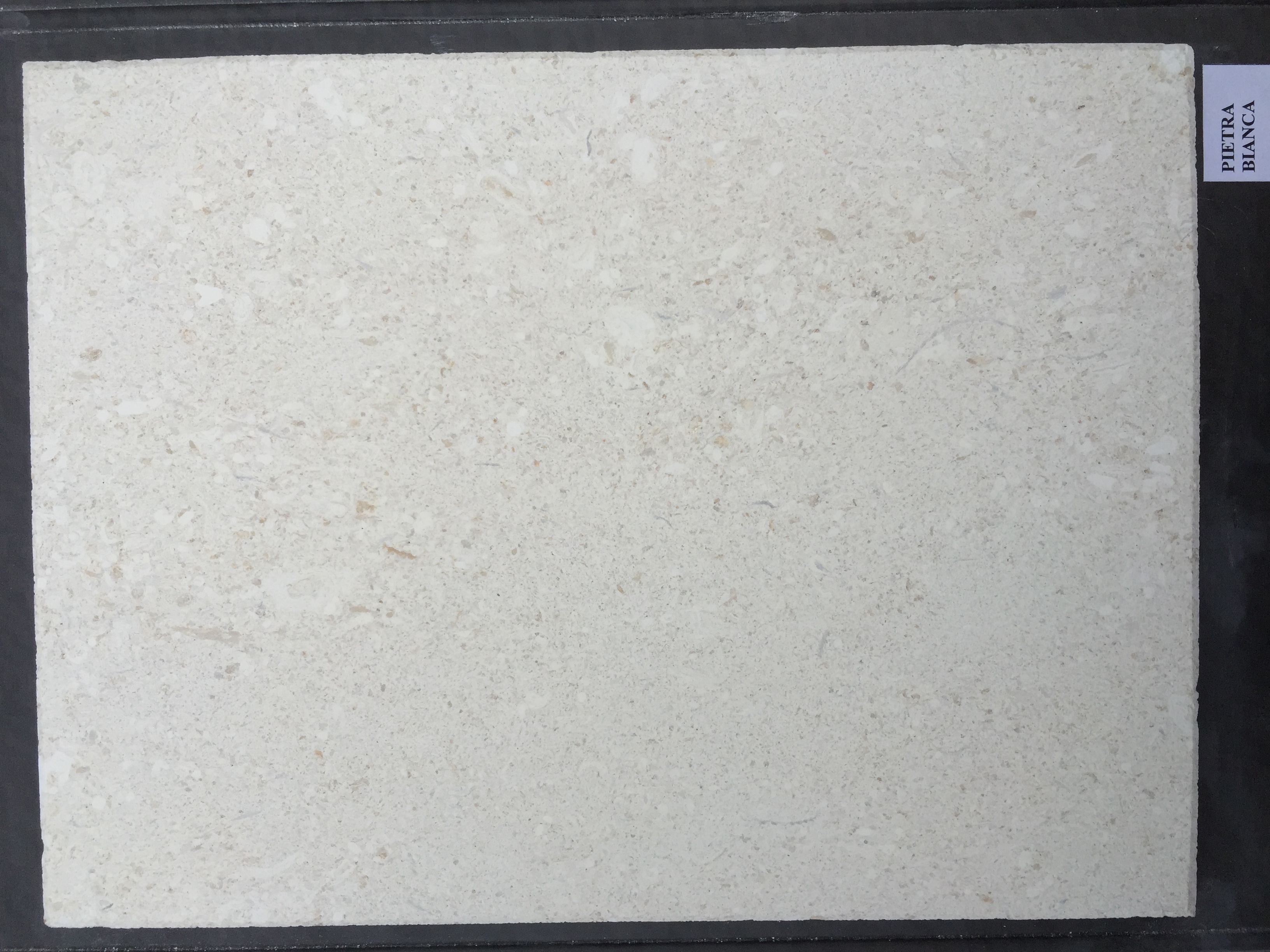 Pietra Bianca Extra Kalkstein