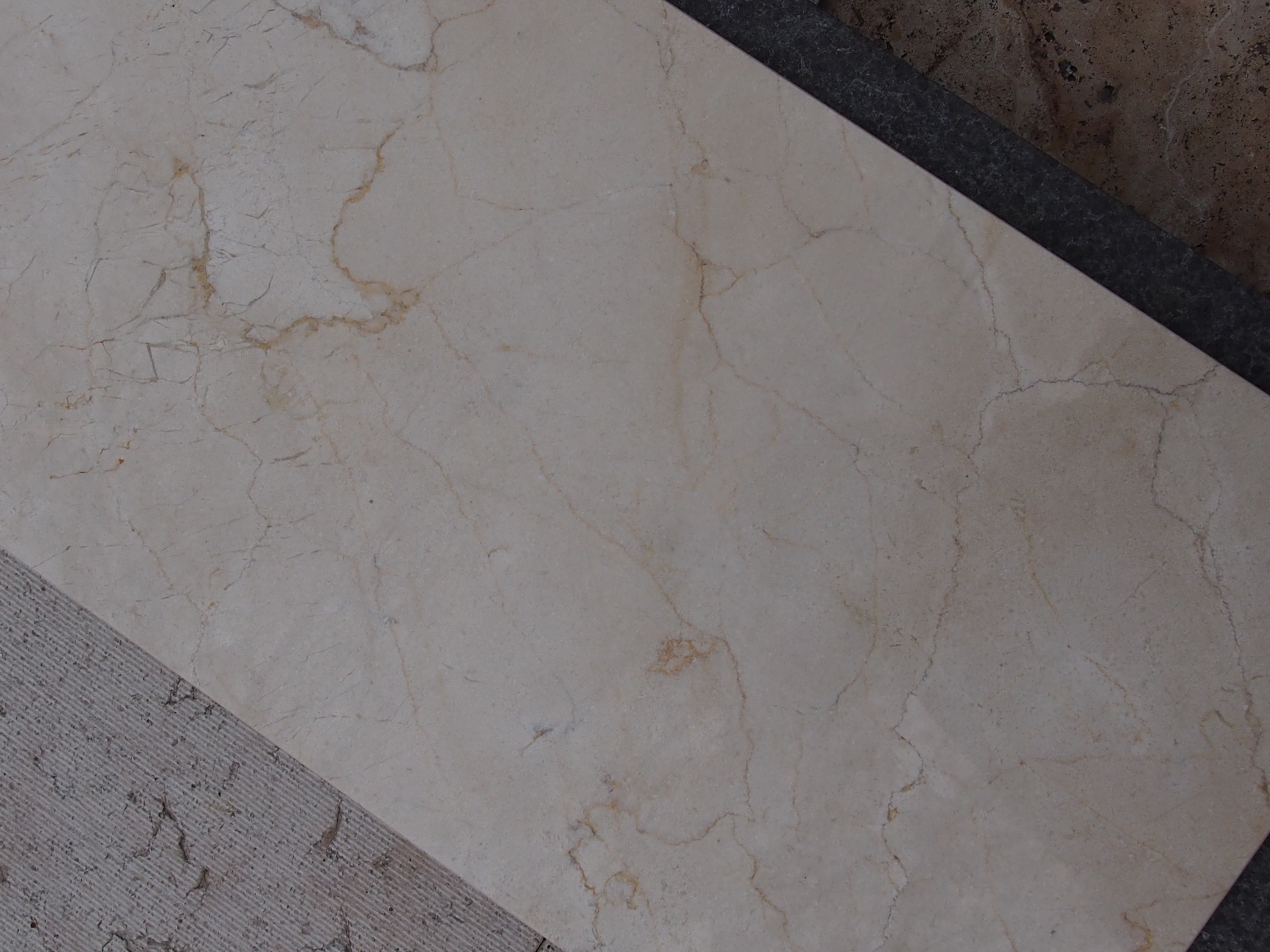 Crema Marfil