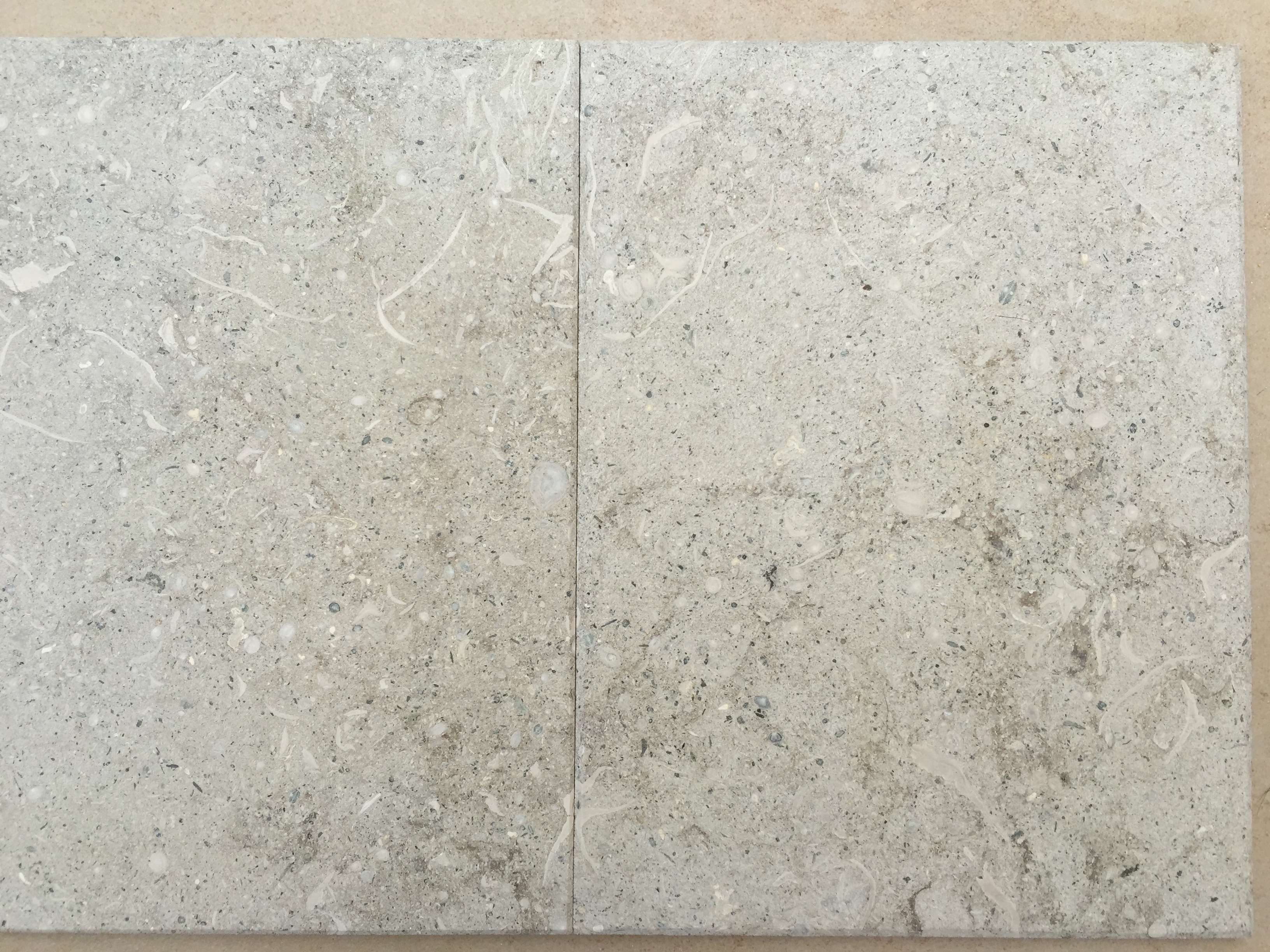 Pietra Grigio Kalkstein